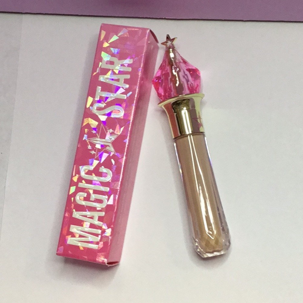 SOLD💕💕💕💕13.5 Shade Jeffree Star concealer